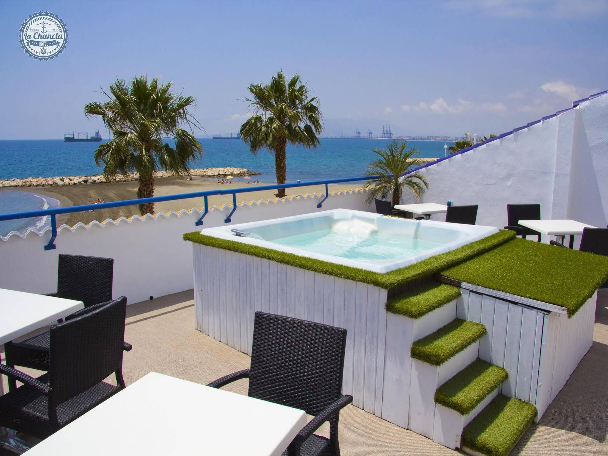 Hotel La Chancla Malaga Exterior photo